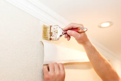 Pose de papier peint à Combres — revêtements muraux et toiles de verre